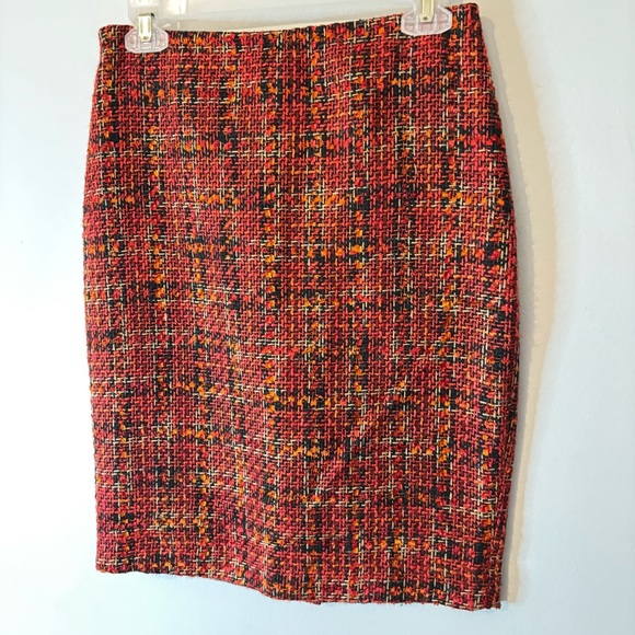 NWT Karl Lagerfeld Paris Pencil Tweed Skirt Knee Length Lined Back Zip Sz 2 - Picture 5 of 8